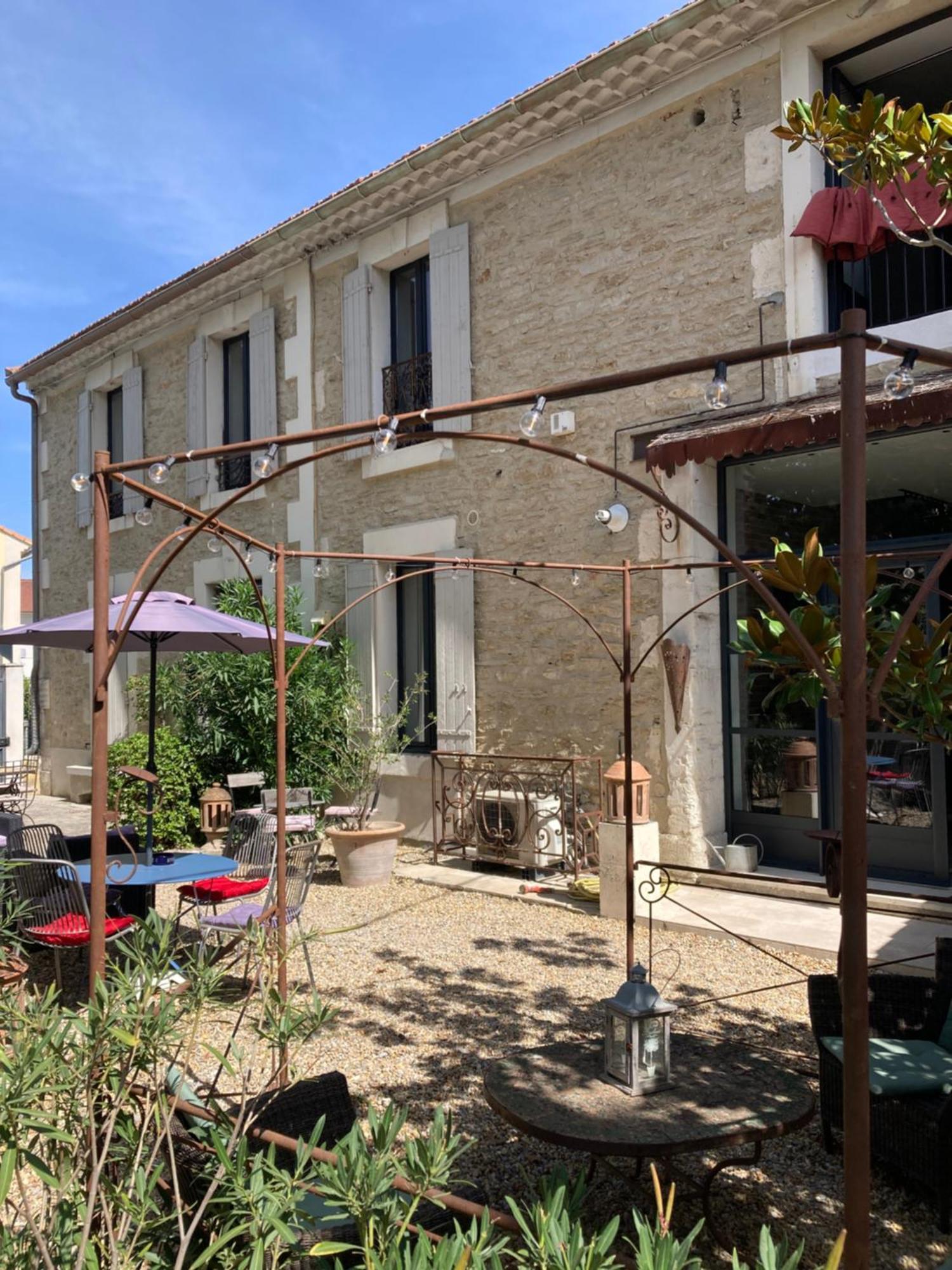 Ferienwohnung Les Lofts LʼIsle-sur-la-Sorgue Exterior foto